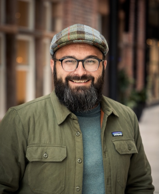 Florian Hieß, specialist author